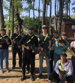 Itt éppen a citromsárgák győztek